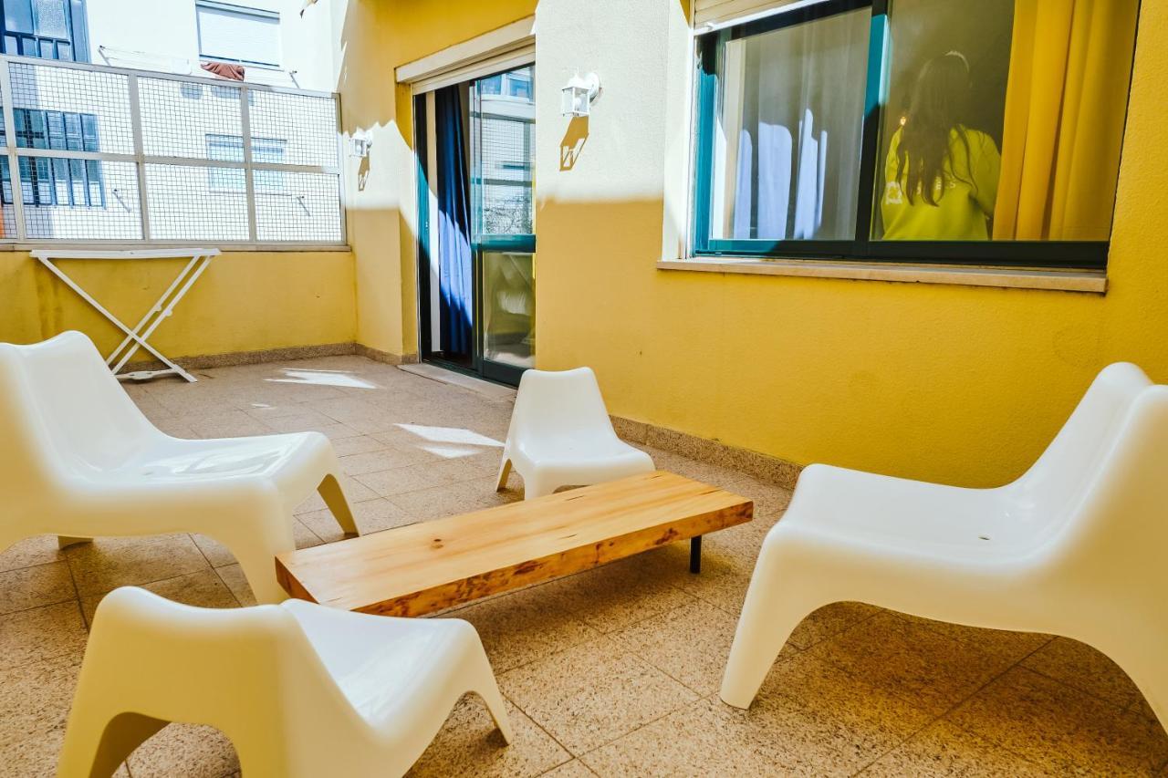 Help Yourself Hostels - Restelo Lisboa 外观 照片