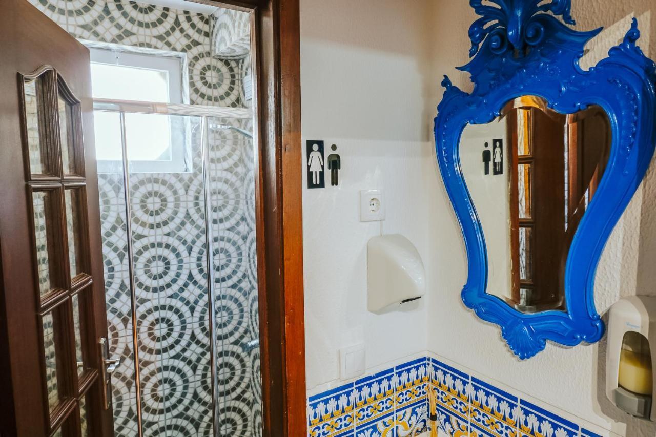 Help Yourself Hostels - Restelo Lisboa 外观 照片