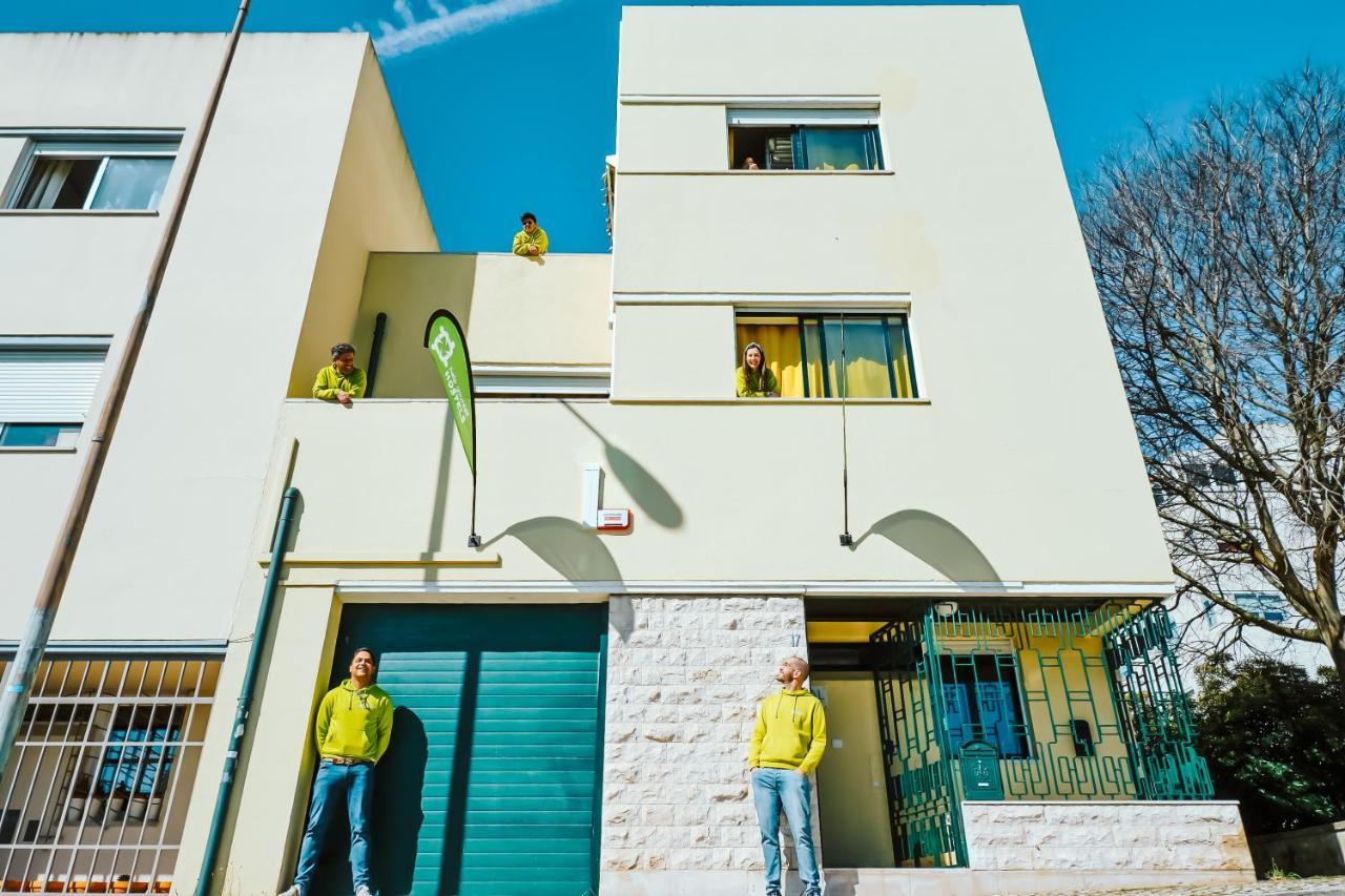 Help Yourself Hostels - Restelo Lisboa 外观 照片
